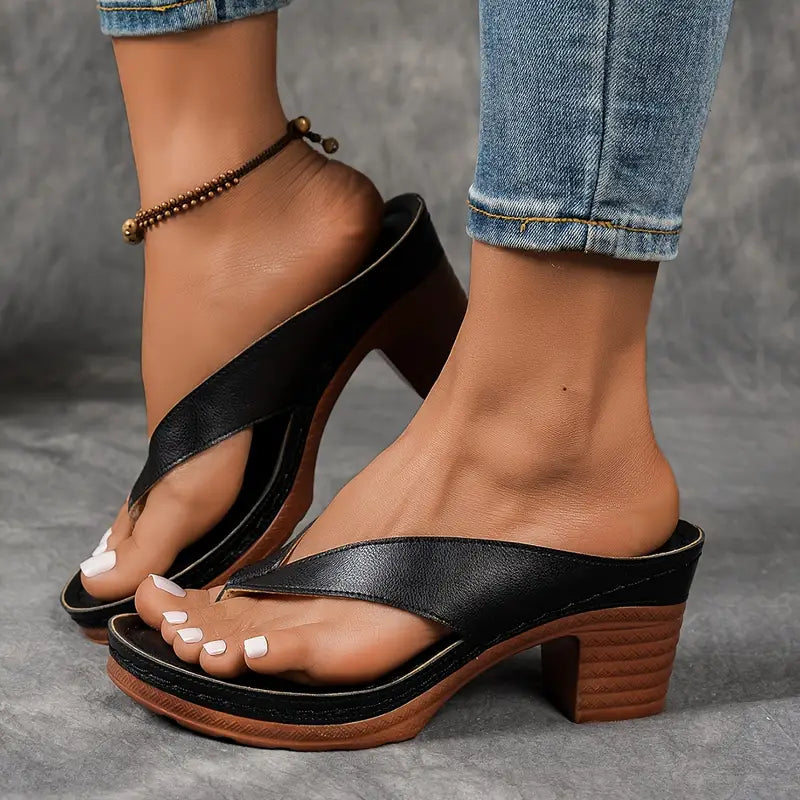 THE ELEANOR | Sandals: Style & Comfort