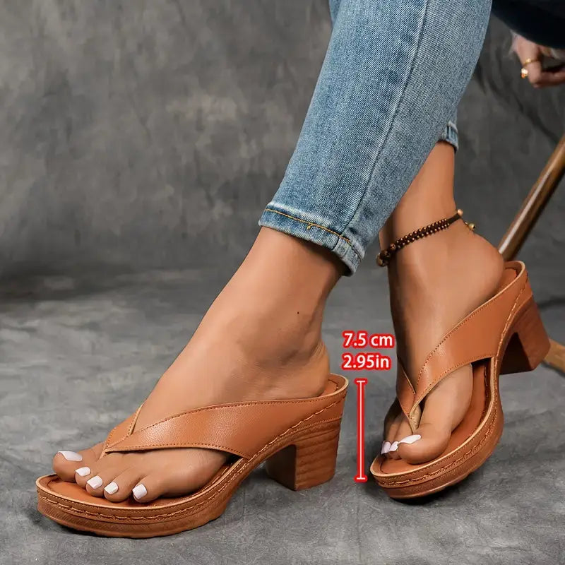 THE ELEANOR | Sandals: Style & Comfort