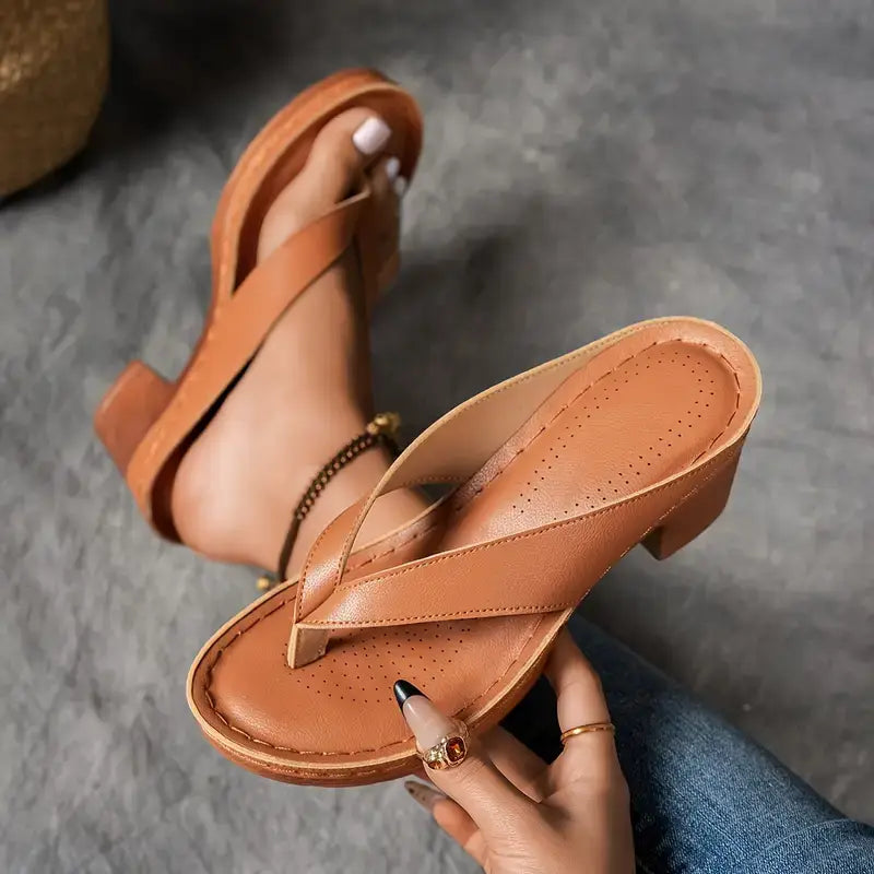 THE ELEANOR | Sandals: Style & Comfort